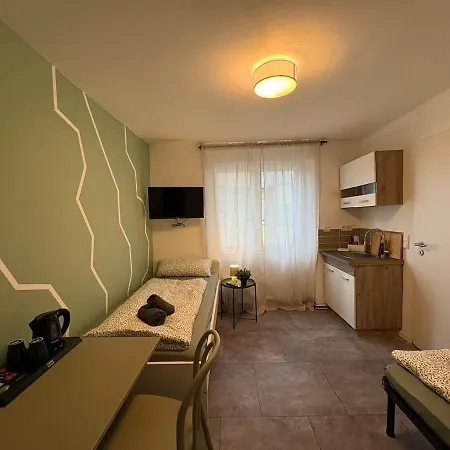 Διαμέρισμα Modernes 1 Zimmerapartment 6 Fuer Handwerker&monteure Mit Wlan